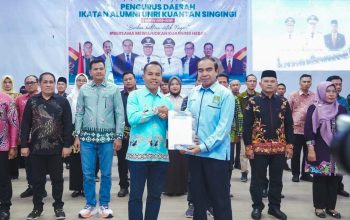 Bupati Suhardiman Amby Ajak IKA UNRI Kuansing Jadi Motor Penggerak Ekonomi Daerah