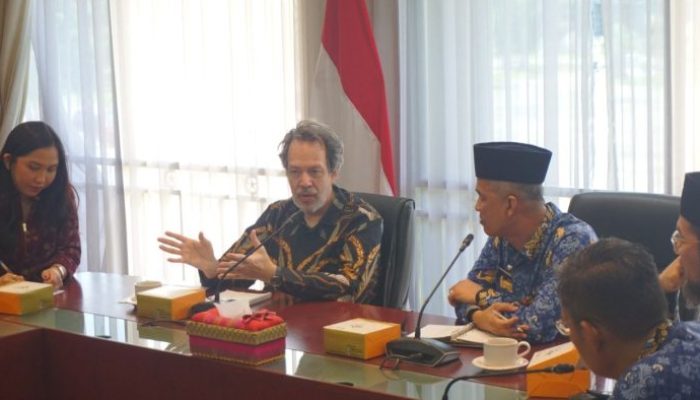 Pemprov Riau Sambut Tawaran Kerja Sama Berkelanjutan dari Swedia