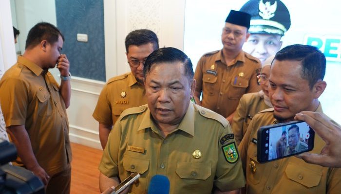 Plt Gubernur Riau Minta Pemko Pekanbaru Tertibkan Galian C Tak Berizin