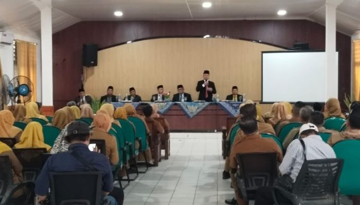 Gantikan Hasperi Susanto, Dr Baslini Dilantik sebagai Sekretaris Disdikbud Lahat