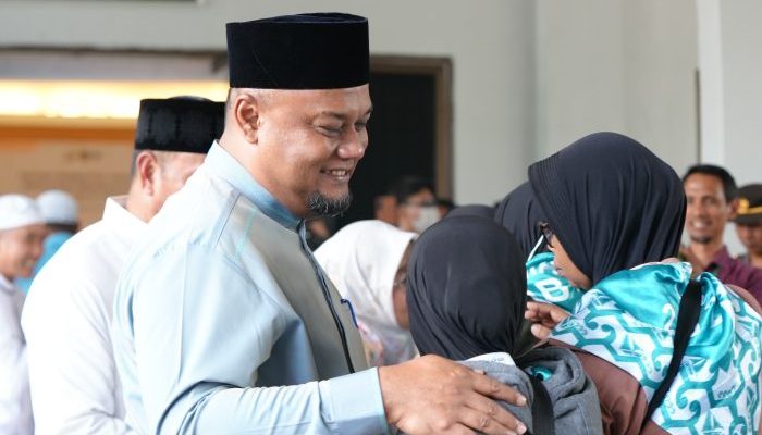 Wakil Bupati Siak Sambut Kepulangan 252 Jemaah Haji Kloter BTH-12 di Batam