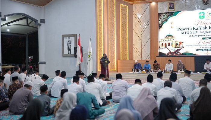Lepas Kafilah MTQ Riau, Bupati Afni Minta Peserta Jaga Nama Baik Siak