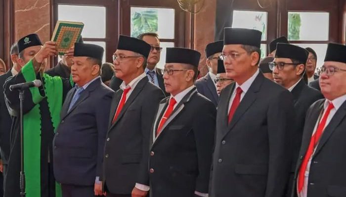 Lantik Puluhan Pejabat, Eri Cahyadi Pastikan Promosi Berdasarkan Sistem Merit