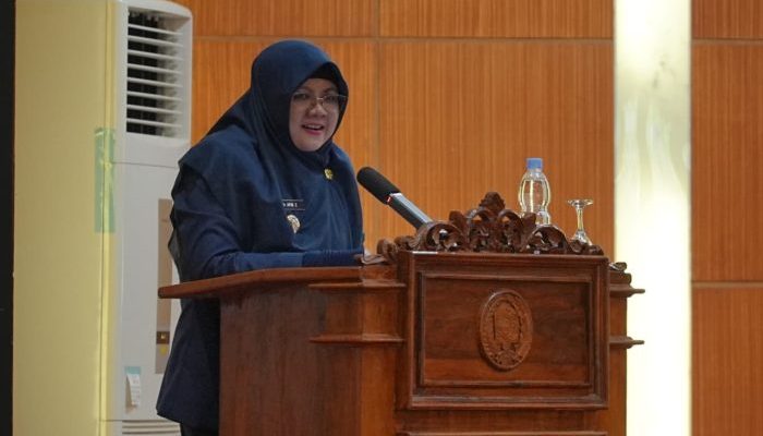 Jawab Pandangan Fraksi DPRD, Bupati Afni Tegaskan APBD Harus Berdampak bagi Masyarakat