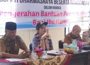 Bupati Annisa Serahkan Bantuan Tahap III Permakanan bagi Ibu Hamil dan Menyusui