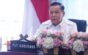 Plt Gubernur Riau Pastikan Tidak Ada PHK PPPK, Pemda Diminta Prioritaskan Pembayaran Gaji
