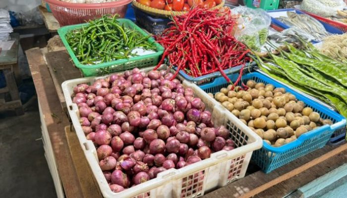 Harga Cabai Merah di Pasar Sail Pekanbaru Naik, Bawang Merah dan Putih Justru Turun