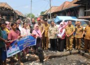 Bupati Muba Salurkan Bantuan kepada Korban Kebakaran di Desa Teluk, Libatkan Baznas dan Polres