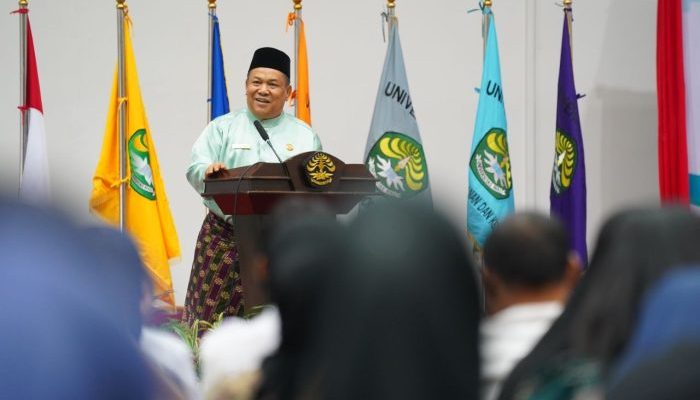 Kuliah Umum Wamenkes di Unri, Plt Gubernur Riau Dorong Riset Jadi Dasar Kebijakan Kesehatan