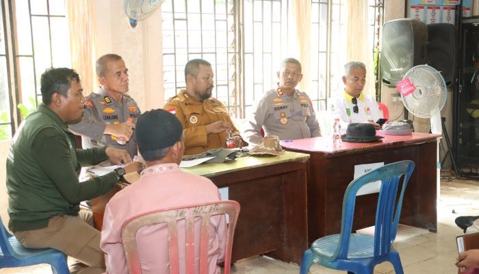 Rapat Lintas Instansi Digelar, Penanganan Kera Liar di Tembilahan Diperkuat