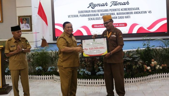 Hormati Jasa Pejuang, Pemprov Riau Salurkan Sagu Hati kepada Veteran dan Keluarga