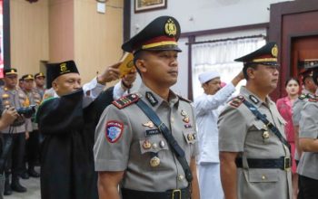 Kapolres Jombang Pimpin Upacara Sertijab Dua Kapolsek dan Kasihumas