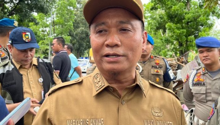 Pekanbaru Tanggap Darurat, Ratusan Warga Terserang ISPA dan Iritasi Mata akibat Asap
