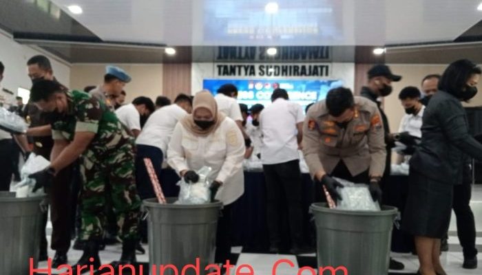 Bupati Kasmarni Hadiri Pemusnahan 68,6 Kg Sabu di Mapolres Bengkalis
