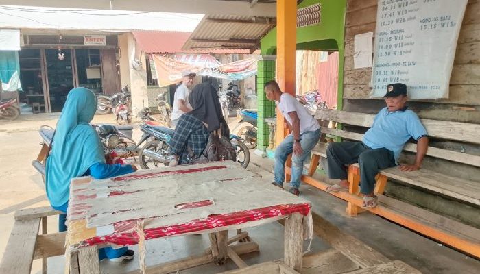 Pasokan BBM Pulau Belat Kembali Normal, Warga Apresiasi Respons Pemkab Karimun