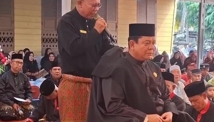 Wabup Rohul Terima Gelar Adat Kurnio, Sebut sebagai Amanah Menjaga Marwah Budaya