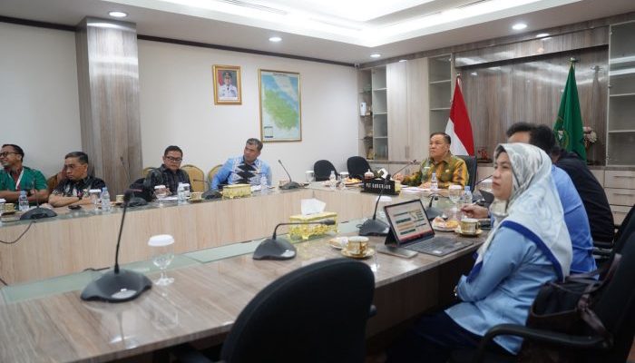 Pemprov Riau Perkuat Sinergi Perumahan, SF Hariyanto Dorong Percepatan BSPS
