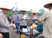 Dukung Asta Cita Presiden, Kapolres Inhil Pimpin Penanaman Jagung di Tempuling